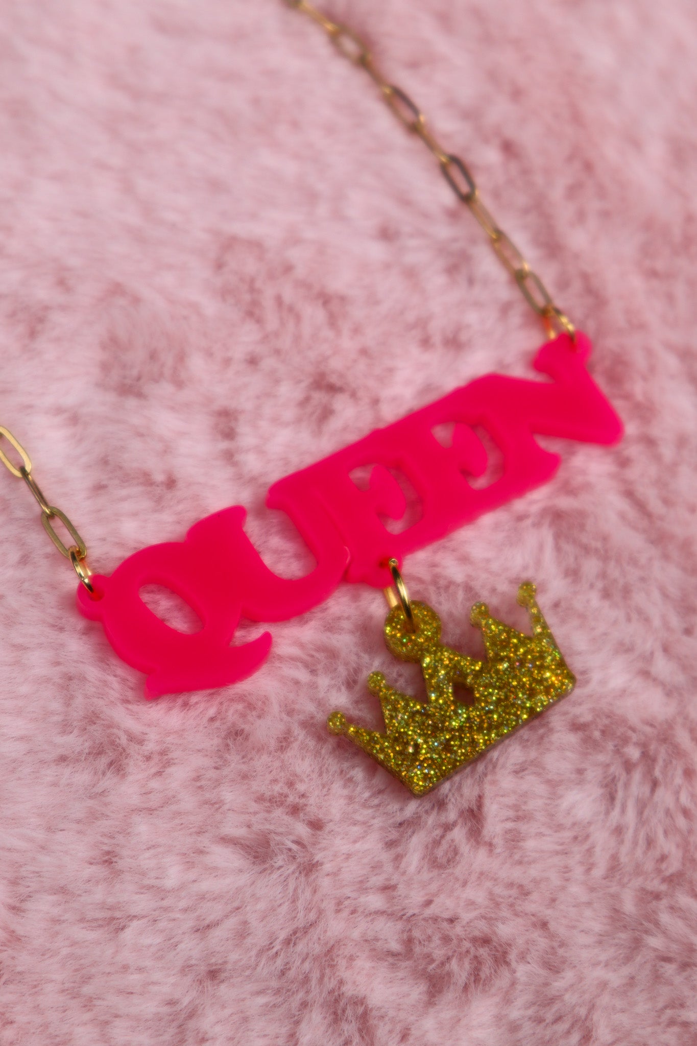 Queen Necklace - with charm