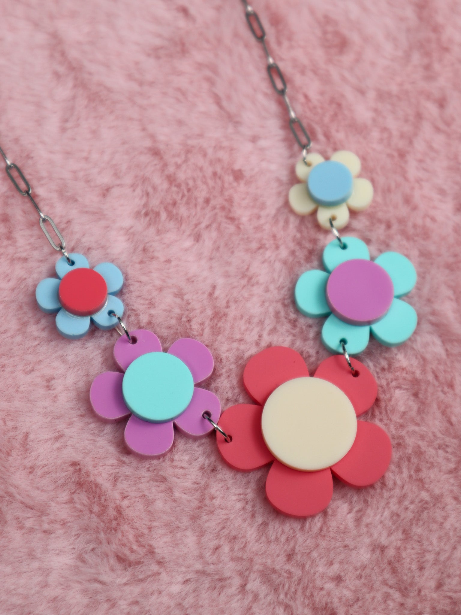 Retro Flower Necklace